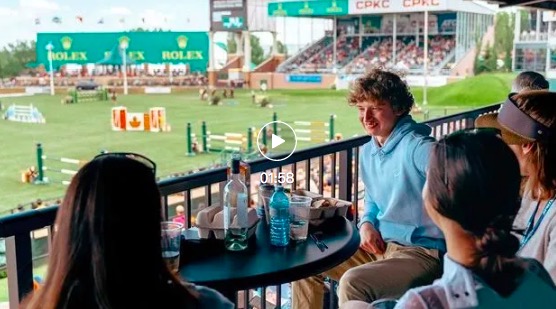 这场马术赛事由一个家族举办，最能让人感受到家庭温暖 